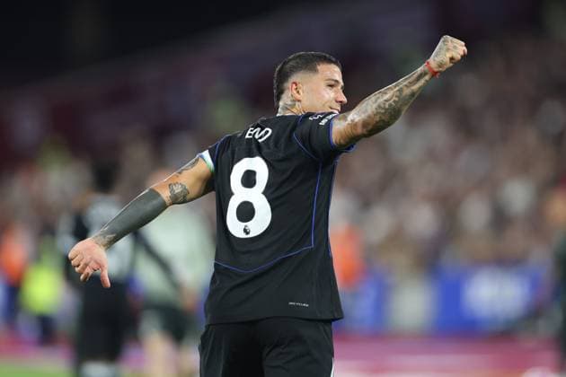 Sport Bilder des Tages London, England, August 22nd 2025: Enzo Fernandez of Chelsea celebrates after scoring during the Premier League match between West Ham United and Chelsea at London Stadium in London, England (Photo by Alexander Canillas Sports Press Photo SPP) (Alexander Canillas SPP)  Copyright: xAlexanderxCanillas SPPx spp-en-AlCa-9U2A8787
