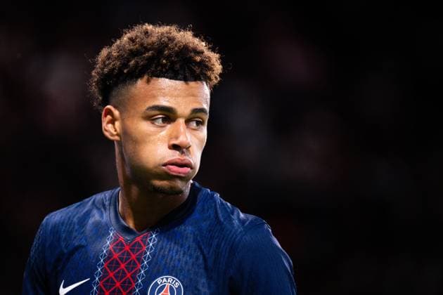 FOOTBALL : PSG vs Angers - Ligue1 - 22 08 2025 Desire Doue ( 14 - PSG ) looks dejected during the Ligue 1 match between Paris Saint Germain and Angers SCO at Parc Des Princes on August 22 , 2025 in Paris, France. ( Photo by Federico Pestellini PsnewZ ) - ParisFrance  Copyright: xx
