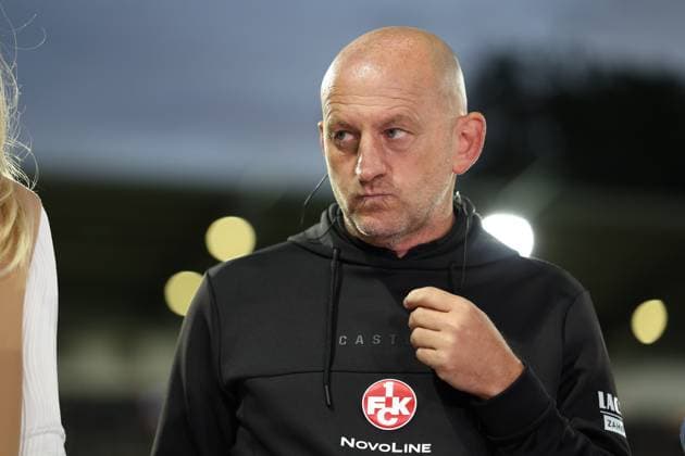 22.08.2025, xrekx, Fussball 2.Bundesliga, SV Elversberg - 1.FC Kaiserslautern v.l. Torsten Lieberknecht Trainer (1.FC Kaiserslautern) nach dem Spiel bei SKY, After the match, Post-match, Interview (DFL DFB REGULATIONS PROHIBIT ANY USE OF PHOTOGRAPHS as IMAGE SEQUENCES and or QUASI-VIDEO) Elversberg