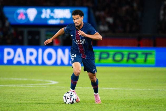 FOOTBALL : PSG vs Angers - Ligue1 - 22 08 2025 Warren ZAIRE EMERY ( 33 - PSG ) during the Ligue 1 match between Paris Saint Germain and Angers SCO at Parc Des Princes on August 22 , 2025 in Paris, France. ( Photo by Federico Pestellini PsnewZ ) - ParisFrance  Copyright: xx