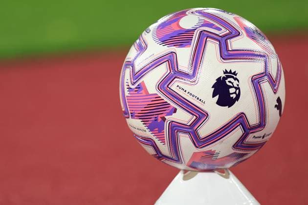 West Ham United v Chelsea Premier League 22 08 2025. A Premier League Match ball sits during the Premier League match between West Ham United and Chelsea at the London Stadium, London, England on 22 August 2025. London London Stadium England Editorial use only DataCo restrictions apply See www.football-dataco.com , Copyright: xSimonxRoex PSI-22633-0052