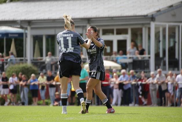 24.08.2025, xgrfx, Fussball Testspiel , SC Freiburg Frauen - Eintracht Frankfurt Frauen v.l. Tor, Nina Lührßen (Eintracht Frankfurt) (DFL DFB REGULATIONS PROHIBIT ANY USE OF PHOTOGRAPHS as IMAGE SEQUENCES and or QUASI-VIDEO) Freiburg