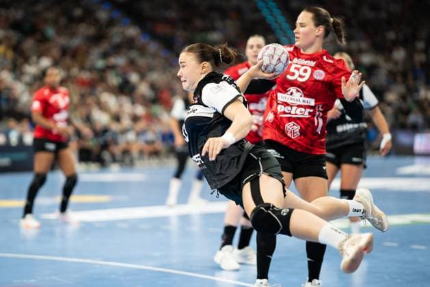 HSG Blomberg-Lippe (GER) vs. Thueringer HC (GER), Handball, 1. Handball Bundesliga Frauen, Supercup, Saison 2025 2026, Muenchen, 23.08.2025 Elin Magnusdottir (HSG Blomberg-Lippe, 33) im Torwurf Muenchen SAP Garden Deutschland