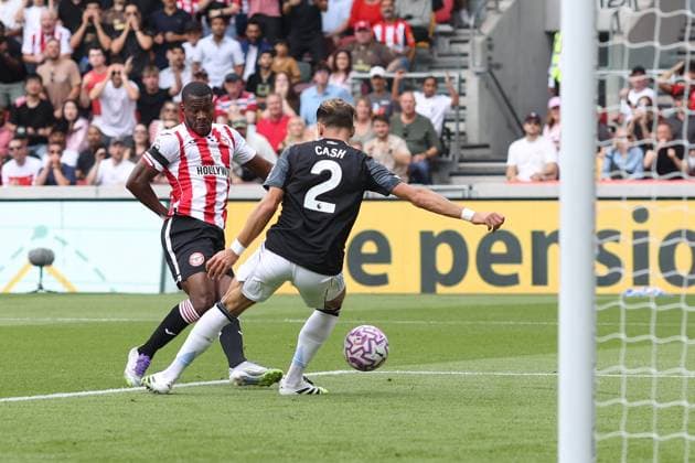 Brentford v Aston Villa 23 August 2025, London - Premier League Football - Brentford v Aston Villa - Dango Ouattara of Brentford scores the opening goal - Photo: Charlotte Wilson Offside. London UK Copyright: xCharlottexWilsonx xOffsidexOffside