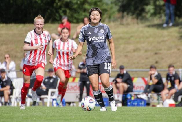 24.08.2025, xgrfx, Fussball Testspiel , SC Freiburg Frauen - Eintracht Frankfurt Frauen v.l. Ramina Chiba (Eintracht Frankfurt) (DFL DFB REGULATIONS PROHIBIT ANY USE OF PHOTOGRAPHS as IMAGE SEQUENCES and or QUASI-VIDEO) Freiburg