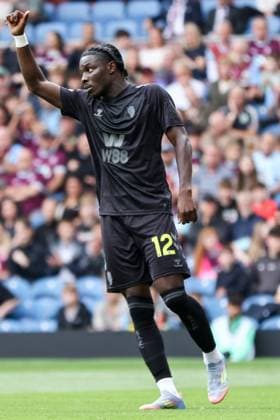 Eliezer Mayenda (12 Sunderland) during the Premier League match between Burnley and Sunderland at Turf Moor in Burnley, England on August 23th 2025. Copyright: xSeanxChandlerx xSPPx Sportspressphoto_SPR13878