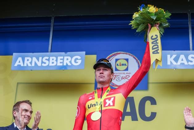 Radsport UCI ProSeries Men Elite LIDL Deutschland Tour 2025 Etappe 3 Arnsberg - Kassel am 23.08.2025 Soren Waerenskjold ( UNO-X MOBILITY ) auf dem Podium