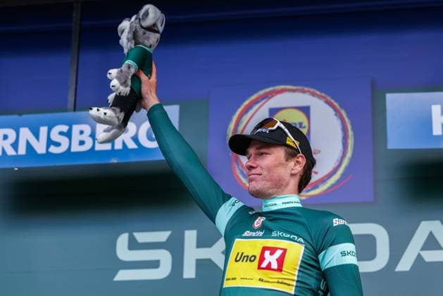 Radsport UCI ProSeries Men Elite LIDL Deutschland Tour 2025 Etappe 3 Arnsberg - Kassel am 23.08.2025 Soren Waerenskjold ( UNO-X MOBILITY ) auf dem Podium