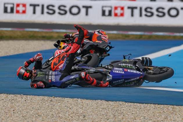 Sport Bilder des Tages MOTO - MOTO GP - HUNGARY GRAND PRIX 2025 20 QUARTARARO Fabio (fra), Monster Energy Yamaha MotoGP, Yamaha YZR-M1, action accident, crash Sprint Race during the 2025 MotoGP Michelin Grand Prix of Hungary, on the Balaton Park circuit, from August 22 to 24, 2025 in Balatonfokajar, Hungary - BalatonfÅ‘kajarHungary  Copyright: xGIGIxSOLDANOx