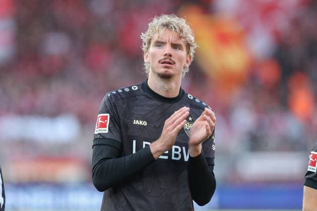 23.08.2025, xtgx, Fussball - 1.Bundesliga Union Berlin - VfB Stuttgart, v.l. Nick Woltemade (Stuttgart, 11) enttaeuscht, schaut enttaeuscht, niedergeschlagen, disappointed (DFL DFB REGULATIONS PROHIBIT ANY USE OF PHOTOGRAPHS as IMAGE SEQUENCES and or QUASI-VIDEO) Berlin