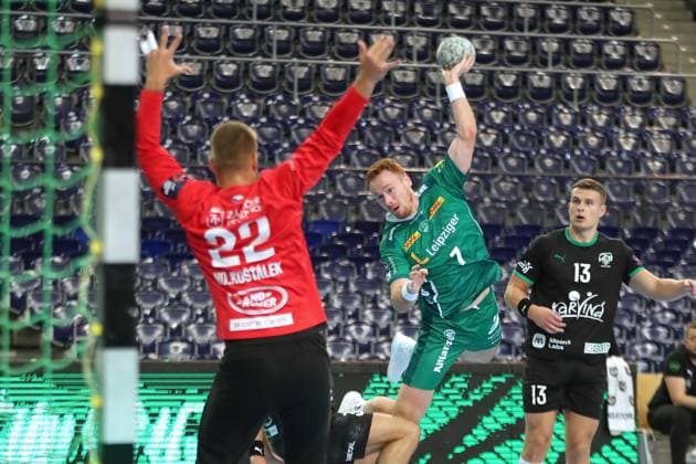 Handball-Testspiel: SC DHfK Leipzig vs. HC Banik Karvina, 23.08.25 Tomas Piroch (7, SC DHfK Leipzig) fliegt zum Wurf. Handball, DAIKIN HBL, Saison 2025 2026, Testspiel: SC DHfK Leipzig vs. HC Banik Karvina am 23.08.25 in der Quarterback Immobilien Arena Leipzig. Copyright: xBEAUTIFULxSPORTS JanxKaeferx