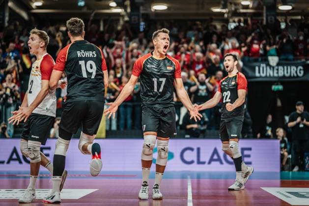 Volleyball Herren Länderspiel Deutschland vs. Belgien 23.08.2025 Jan Zimmermann ( 17 Deutschland) jubelt