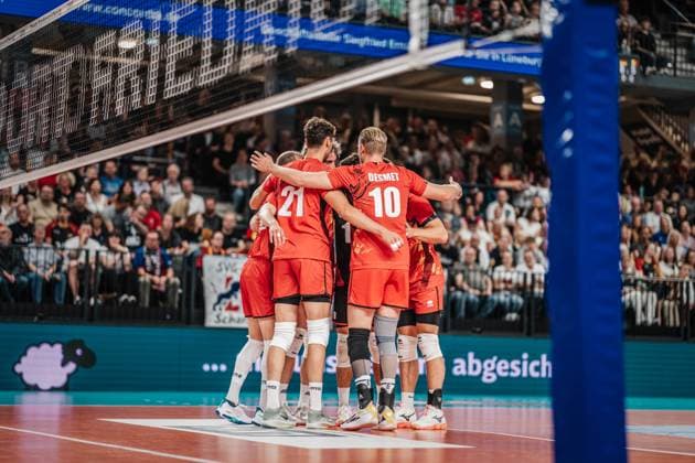 Volleyball Herren Länderspiel Deutschland vs. Belgien 23.08.2025 Die belgische Mannschaft jubelt