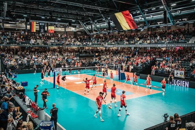 Volleyball Herren Länderspiel Deutschland vs. Belgien 23.08.2025 Die LKH Arena bei der Mannschaftsvorstellung von Belgien