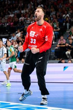 Muenchen: HBL Super Cup 2025 - Fuechse Berlin - THW Kiel Torhueter Andreas Wolff (THW Kiel) Muenchen SAP Garden Bayern Deutschland