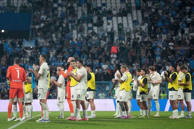 The players of Napoli celebrate for the victory at the end of the Serie A soccer match between Sassuolo and Napoli at the Mapei Stadium Cittˆ del Tricolore in Reggio Emilia, north Italy - Saturday, August 23, 2025 - - Soccer -  Copyright: xMassimoxPaolone LaPressex