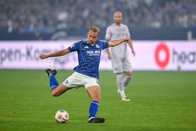 23.08.2025, Fussball, 2. Bundesliga, Saison 2025 2026, 3. Spieltag, FC Schalke 04 - VfL Bochum, Torchance Timo Becker (FC Schalke 04) xRHR-FOTO YYx