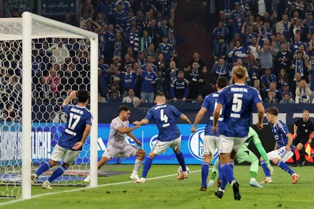 Hasan Kurucay (FC Schalke 04) beim Spiel der 2. Bundesliga (Saison 2025 26) FC Schalke 04 - VfL Bochum 1848 Copyright: Thomas Pakusch