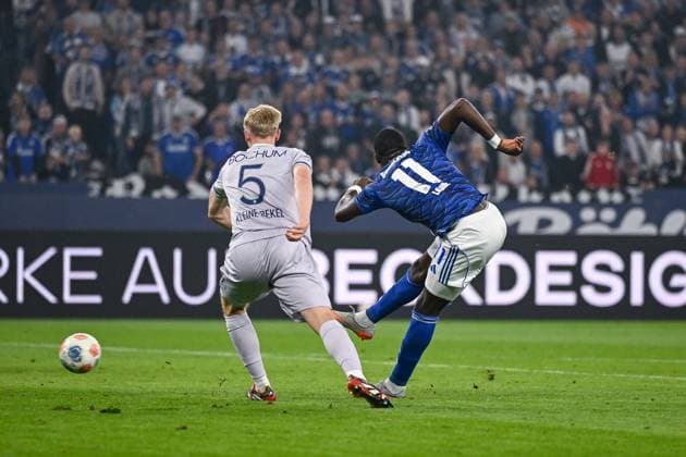 23.08.2025, Fussball, 2. Bundesliga, Saison 2025 2026, 3. Spieltag, FC Schalke 04 - VfL Bochum, Bryan Lasme (FC Schalke 04) erzielt das Tor zum 2:1, xRHR-FOTO YYx