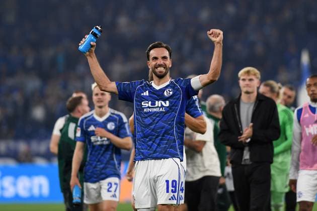 Kenan Karaman (FC Schalke 04) Jubel, jubelt, jubeln waehrend des Spiels der 2. Bundesliga zwischen FC Schalke 04 und VfL Bochum, Veltins-Arena am 23. August 2025 in Gelsenkirchen, Deutschland. (Foto von Ralf Treese DeFodi Images) +++ Kenan Karaman (FC Schalke 04) celebrate, celebrates, celebrating during the 2. Bundesliga match between FC Schalke 04 and VfL Bochum at Veltins-Arena on August 23, 2025 in Gelsenkirchen, Germany. (Photo by Ralf Treese DeFodi Images) (Photo by Ralf Treese DeFodi Images)