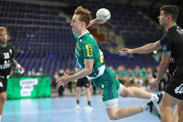 Handball-Testspiel: SC DHfK Leipzig vs. HC Banik Karvina, 23.08.25 Caspar Gauer (53, SC DHfK Leipzig) beim Wurf. Handball, DAIKIN HBL, Saison 2025 2026, Testspiel: SC DHfK Leipzig vs. HC Banik Karvina am 23.08.25 in der Quarterback Immobilien Arena Leipzig. Copyright: xBEAUTIFULxSPORTS JanxKaeferx