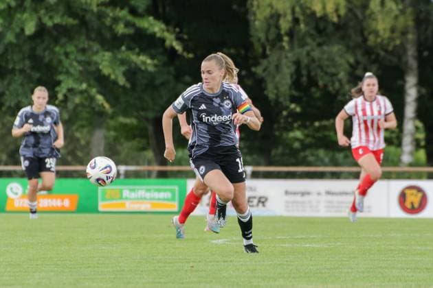 24.08.2025, xgrfx, Fussball Testspiel , SC Freiburg Frauen - Eintracht Frankfurt Frauen v.l. Laura Freigang (Eintracht Frankfurt) (DFL DFB REGULATIONS PROHIBIT ANY USE OF PHOTOGRAPHS as IMAGE SEQUENCES and or QUASI-VIDEO) Freiburg