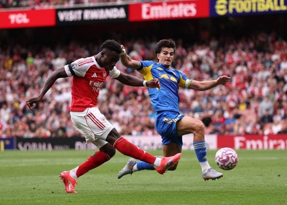London, England, 23rd August 2025. Bukayo Saka of Arsenal scoring his sides second goal during the Arsenal vs Leeds United Premier League match at the Emirates Stadium, London. Picture credit should read: David Klein Sportimage EDITORIAL USE ONLY. No use with unauthorised audio, video, data, fixture lists, club league logos or live services. Online in-match use limited to 120 images, no video emulation. No use in betting, games or single club league player publications. SPI_070_DK_Arsenal_Leeds SPI-4090-0070
