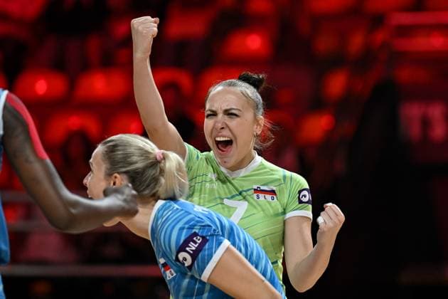 Czechia v Slovenia - FIVB Women s Volleyball World Championship, WM, Weltmeisterschaft NAKHON RATCHASIMA, THAILAND - AUGUT 24: Emi Juric (7) of Slovenia celebrates after scoring a point during FIVB Women s Volleyball World Championship between Czechia and Slovenia at Korat Chatchai Hall in Nakhon Ratchasima, Thailand on August 24, 2025. Mustafa Hatipoglu Anadolu Nakhon Ratchasima Thailand. Editorial use only. Please get in touch for any other usage.  Copyright: x2025xAnadoluxMustafaxHatipoglux