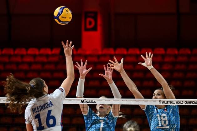 Czechia v Slovenia - FIVB Women s Volleyball World Championship, WM, Weltmeisterschaft NAKHON RATCHASIMA, THAILAND - AUGUT 24: Michaela Mlejnkova (16) of Czechia in action during FIVB Women s Volleyball World Championship between Czechia and Slovenia at Korat Chatchai Hall in Nakhon Ratchasima, Thailand on August 24, 2025. Mustafa Hatipoglu Anadolu Nakhon Ratchasima Thailand. Editorial use only. Please get in touch for any other usage.  Copyright: x2025xAnadoluxMustafaxHatipoglux