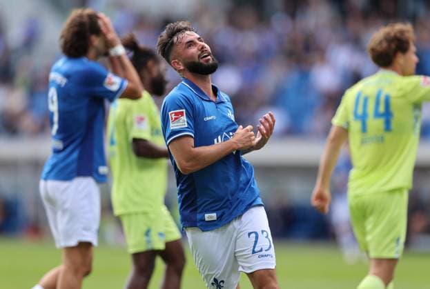 24.08.2025, xdcx, Fussball 2. Bundesliga, SV Darmstadt 98 - Hertha BSC Berlin, emonline, emspor, despor, v.l., Marco Richter (SV Darmstadt 98) enttaeuscht, enttaeuscht schauend, dissapointed, traurig, frustiert, frust, gefrustet DFL DFB REGULATIONS PROHIBIT ANY USE OF PHOTOGRAPHS AS IMAGE SEQUENCES AND OR QUASI-VIDEO.