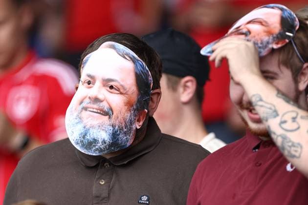 Crystal Palace v Nottingham Forest Premier League 24 08 2025. Nottingham Forest fans wear Nottingham Forest Manager Nuno Espirito Santo masks during the Premier League match between Crystal Palace and Nottingham Forest at Selhurst Park, London, England on 24 August 2025. London Selhurst Park Greater London England Editorial use only DataCo restrictions apply See www.football-dataco.com , Copyright: xPaulxPhelanx PSI-22678-0013