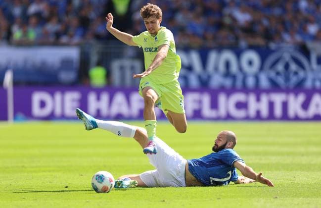 24.08.2025, xdcx, Fussball 2. Bundesliga, SV Darmstadt 98 - Hertha BSC Berlin, emonline, emspor, despor, v.l., Maurice Krattenmacher (Hertha BSC Berlin), Aleksandar Vukotic (SV Darmstadt 98) DFL DFB REGULATIONS PROHIBIT ANY USE OF PHOTOGRAPHS AS IMAGE SEQUENCES AND OR QUASI-VIDEO.
