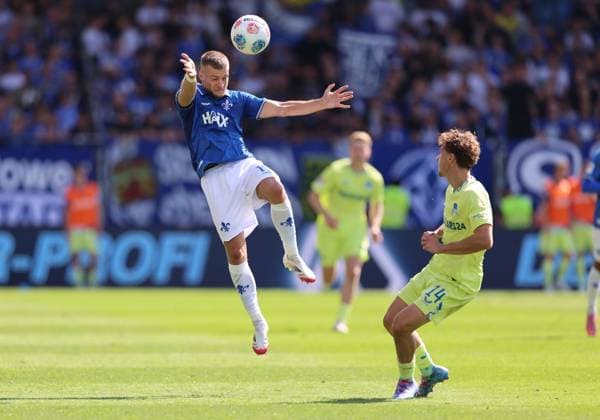 24.08.2025, xdcx, Fussball 2. Bundesliga, SV Darmstadt 98 - Hertha BSC Berlin, emonline, emspor, despor, v.l., Fabian Nürnberger (SV Darmstadt 98), Maurice Krattenmacher (Hertha BSC Berlin) DFL DFB REGULATIONS PROHIBIT ANY USE OF PHOTOGRAPHS AS IMAGE SEQUENCES AND OR QUASI-VIDEO.