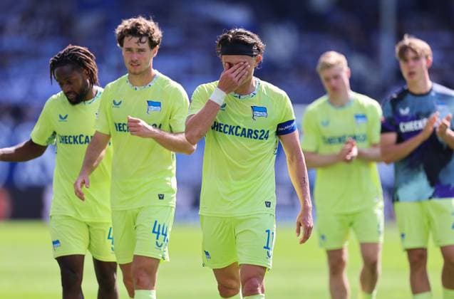 24.08.2025, xdcx, Fussball 2. Bundesliga, SV Darmstadt 98 - Hertha BSC Berlin, emonline, emspor, despor, v.l., Fabian Reese (Hertha BSC Berlin) enttaeuscht, enttaeuscht schauend, dissapointed, traurig, frustiert, frust, gefrustet DFL DFB REGULATIONS PROHIBIT ANY USE OF PHOTOGRAPHS AS IMAGE SEQUENCES AND OR QUASI-VIDEO.