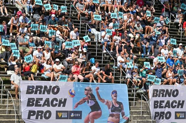 Fans in action during the Brno Beach Pro, Beach volleyball, Beachvolleyball tournament of Futures category in Brno, Czech Republic, August 24, 2025. (CTKxPhoto VaclavxSalek) CTKPhotoP2025082402981  CTKPhotoP2025082402981