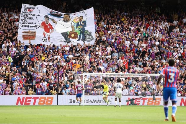 Crystal Palace v Nottingham Forest 24 August 2025, London - Premier League Football - Crystal Palace v Nottingham Forest - An anti Evangelos Marinakis banner is displayed by the Palace fans - Photo: Jacques Feeney Offside. London UK Copyright: xJacquesxFeeneyx xOffsidexOffside