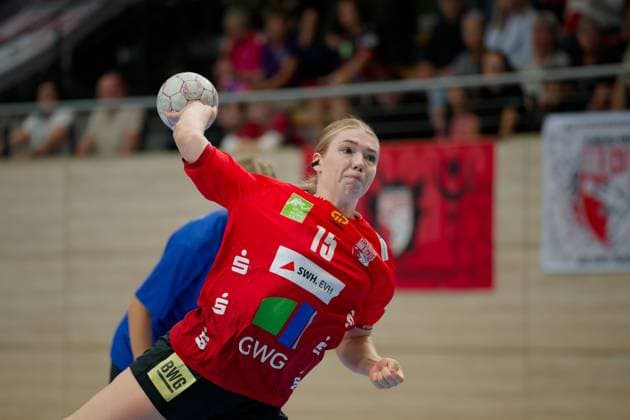 Fabienne Buech (Halle, 15), SV Union Halle-Neustadt - HC Leipzig, Handball Frauen, DHB-Pokal, 1.Runde, Saison 2025 26, 24.08.2025 Halle SWH Arena Sachsen-Anhalt Deutschland