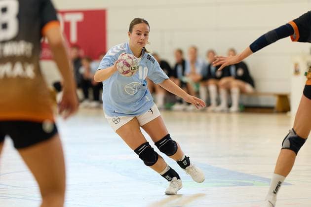 Sophia Tormann (TSV Bayer 04 Leverkusen, 10) GER, VfL Waiblingen - TSV Bayer 04 Leverkusen, Handball, DHB Pokal, 1. Runde, Frauen, 2025, 24.08.2025 GER, VfL Waiblingen - TSV Bayer 04 Leverkusen, Handball, DHB Pokal, 1. Runde, Frauen, 2025, 24.08.2025 Waiblingen Copyright: xEibner-Pressefoto GeraldxOelze-dexStoppanyx EP-ODS