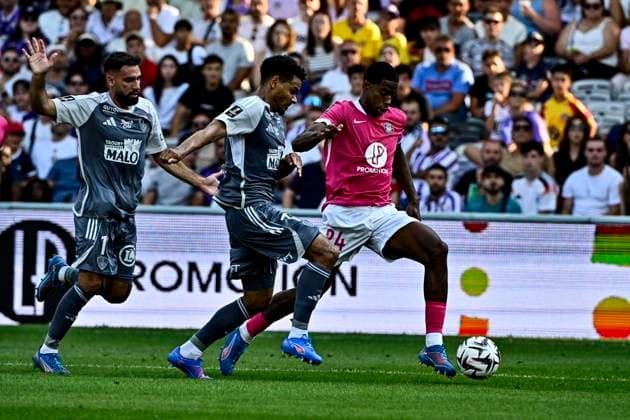 FOOTBALL : Toulouse vs Brest - 1ere Journee de Ligue 1 McDonald S - Toulouse - 24 08 2025 Dayann Methalie (tfc) Toulouse  Copyright: xThierryxBretonx