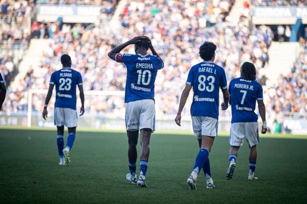 FOOTBALL : Ligue1 Racing Strasbourg vs Nantes - Stade de la Meinau Strasbourg . 24 08 2025 Joie des joueurs de l equipe de Racing Strasbourg apres le but de Emanuel Emegha 10 Racing de Strasbourg  Copyright: xElyxandroxCEGARRAx