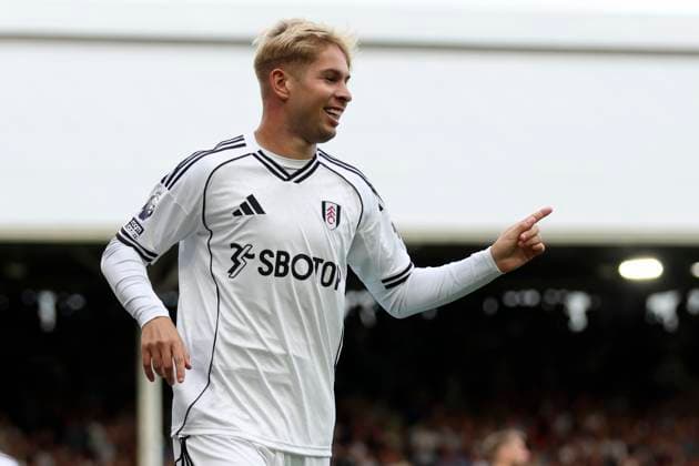 Fulham v Manchester United, ManU - Premier League Emile Smith Rowe of Fulham celebrates equalizing goal during the Premier League match between Fulham and Manchester United at Craven Cottage on August 24, 2025 in London, England. London Craven Cottage England United Kingdom Copyright: xNigelxFrench Sportsphoto APLx 14133633