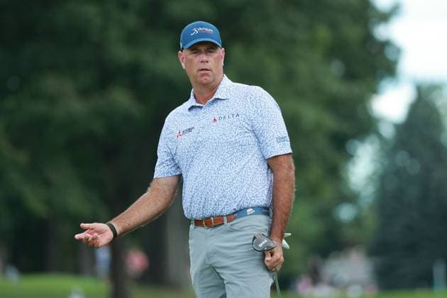 The Ally Challenge GRAND BLANC,MICHIGAN-AUGUST 24: Stewart Cink of the United States reacts to his putt on the second green during the final round of The Ally Challenge presented by McLaren at Warwick Hills Golf & Country Club, Grand Blanc, MI, USA Sunday, August 24, 2025. Grand Blanc Michigan United States  Copyright: xJorgexLemusx originalFilename:lemus-theallyc250824_np1cl.jpg