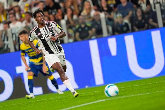 JuventusÕs Jonathan David during the Serie A soccer match between Juventus Fc and Parma at the Juventus Stadium in Turin, north west Italy - August 24, 2025. - Soccer  Copyright: xFabioxFerrari LaPressex