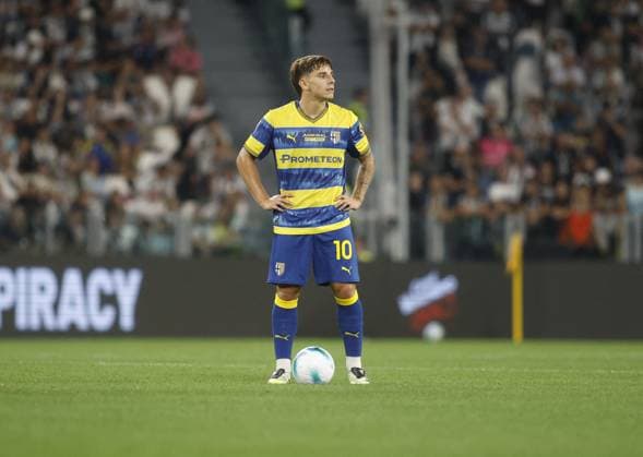 CALCIO - Serie A - Juventus FC vs Parma Calcio Adrian Bernabe of Parma Calcio 1913 during the Italian Serie A 2025 26 season, football match between Juventus FC and Parma Calcio 1913 on 24 August 2025 at Allianz Stadium in Turin, Italy. Photo Nderim Kaceli Turin Italy  Copyright: xIPAxSport ABACAx
