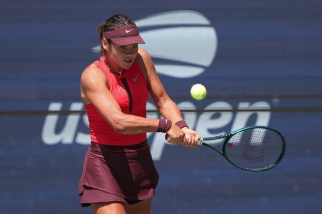 Ben Shelton (USA), von oben, US Open Championships 2023, USTA Billie Jean King National Tennis Center, Flushing Meadows, New York, USA . Emma Raducanu (GBR), US Open Championships 2023, USTA Billie Jean King National Tennis Center, Flushing Meadows, New York, USA . Copyright: xJuergenxHasenkopfx