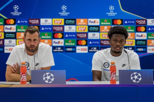 SOCCER - UEFA CL, Sturm vs Bodo KLAGENFURT,AUSTRIA,25.AUG.25 - SOCCER - UEFA Champions League, play off, SK Sturm Graz vs FK Bodo Glimt, preview, press conference, PK, Pressekonferenz Sturm. Image shows head coach Juergen Saeumel and Tochi Chukwuani (Sturm).  GEPAxpictures xMatthiasxTrinkl