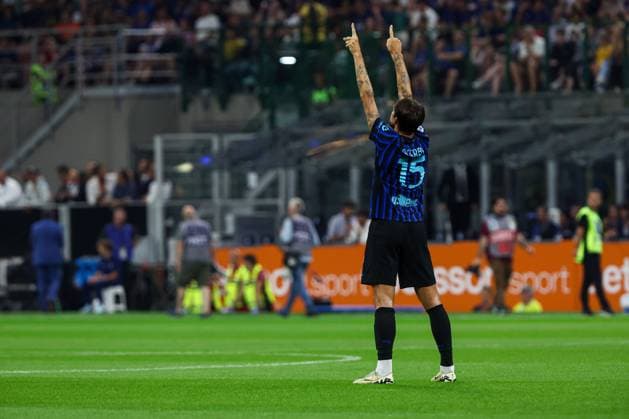 Francesco Acerbi (FC Inter) during Inter - FC Internazionale vs Torino FC, Italian soccer Serie A match in Milan, Italy, August 25 2025  Copyright: xMattiaxMartegani IPAxSportx xipa-agency.netx xx IPA_63226805 IPA_Agency_IPA63226805