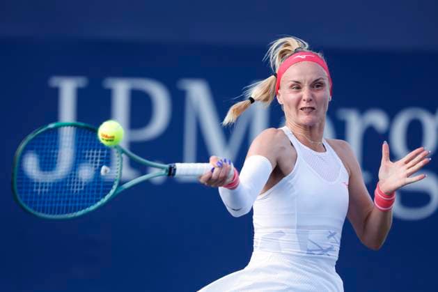 Rebecca Sramkova of Slovakia returns a ball to Ann Li in her 3 set defeat in the first round at the 2025 US Open Tennis Championship at the USTA Billie Jean King National Tennis Center in New York City on Monday, August 25, 2025.  NYP20250825111 JOHNxANGELILLO