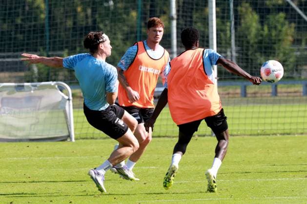 DEU, DFL, 2. FBL Hertha BSC, Training, 26.08.2025, Sportforum, Berlin, DEU, DFL, 2. FBL Hertha BSC, Training, im Bild Fabian Reese (Hertha BSC Berlin 11), Sebastian Groenning (Hertha BSC Berlin 17), Boris Lum (Hertha BSC Berlin 21) DFL - regulations prohibit any use of Photographs as image sequences and or quasi-video
