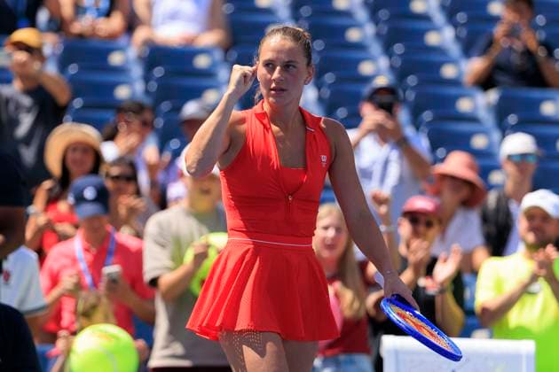 August 26, 2025, Flushing Meadows, New York, USA: Marta Kostyuk cheers with fans after winning her match against Katie Boulter on Day 3 of the 2025 US Open at USTA Billie Jean King National Tennis Center on Tuesday August 26, 2025 in the Flushing neighborhood of the Queens borough of New York City. JAVIER ROJAS PI Flushing Meadows USA - ZUMAp124 20250826_zaa_p124_042 Copyright: xJavierxRojasx